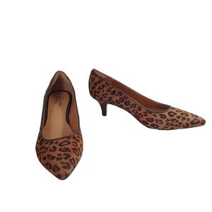 Clarks Indigo Sage Copper Calf Leopard Hair Pumps 9.5 tige de cuir Pointy Toe
